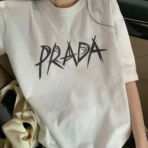 プラダ ロゴ Tシャツ スーパーコピー ホワイトお洒落に♪ pun05846
